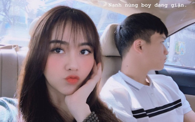 Bạn gái tuyển thủ U23 Việt Nam đăng ảnh thương tích đầy mình: &quot;Đi uống rượu về te tua tơi tả quá&quot;