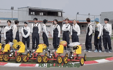 Xem SEVENTEEN chơi game thì biết ngay thành viên nào là người Hàn Quốc!