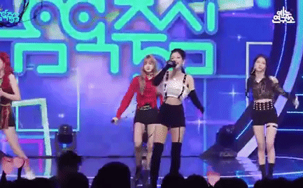 “Soi” sân khấu encore của BLACKPINK từ ngày debut: Đã chăm hát live lại còn hát tốt, Jisoo bị đánh giá thấp mà đổi line với Jennie vẫn “ngon ơ”