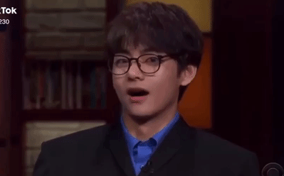 Câu nói siêu đáng yêu giúp fan soi ngay được khả năng tiếng Anh của &quot;mỹ nam&quot; V (BTS)