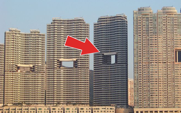 Một phút khó hiểu: Tại sao các tòa nhà cao tầng ở Hong Kong lại hay có “lỗ thủng” ở giữa vậy nhỉ?