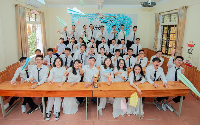 Lớp học ở Nghệ An có 35 học sinh nhưng chỉ 12 người được thi ĐH, còn lại... tuyển thẳng