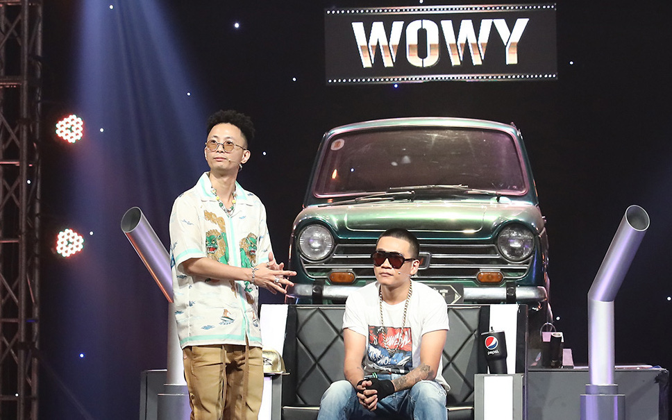 Thêm một màn tấu hài tưng bừng Rap Việt của Rhymastic và JustaTee: Làm "luật sư biện hộ" cho Wowy và Binz!