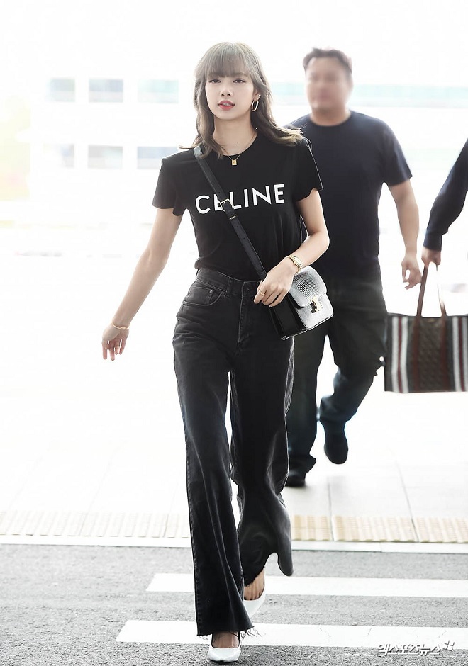 Biết Lisa (BLACKPINK) là thánh body, nhưng Knet vẫn phát sốt vì đôi chân siêu thực của cô ngoài đời: Ai tin chỉ cao 1m67? - Ảnh 5.