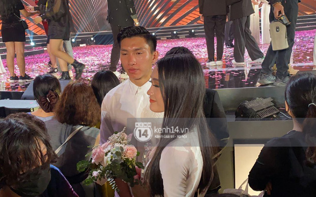 Phản ứng của Doãn Hải My khi được hỏi về tin đồn hẹn hò Đoàn Văn Hậu ở họp báo Hoa hậu Việt Nam 2020 - Ảnh 4.