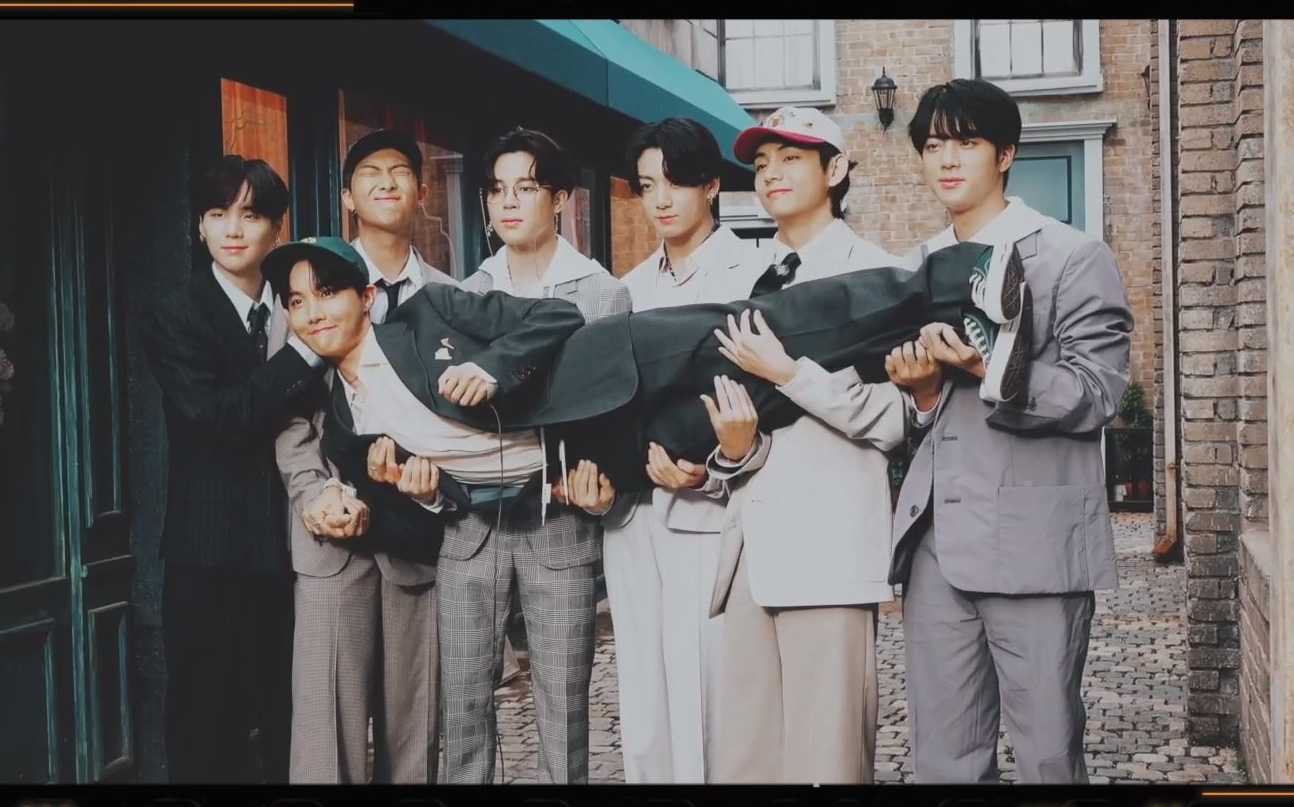 Knet &quot;phổng mũi&quot; tự hào khi biết BTS nhận đề cử Grammy nhưng chiếm trọn spotlight là màn quăng điện thoại của RM