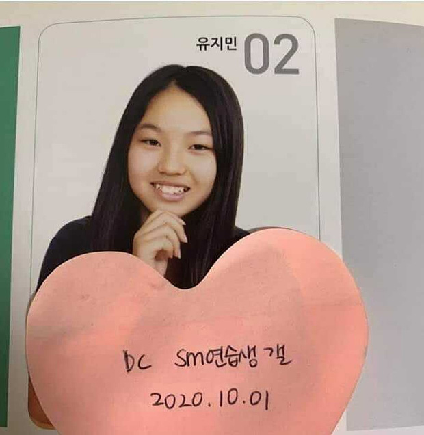 Dân tình á ố vì góc nghiêng của center nói xấu EXO - BLACKPINK Karina (aespa): Đẹp như đồ họa nhưng lại là sản phẩm dao kéo? - Ảnh 7.