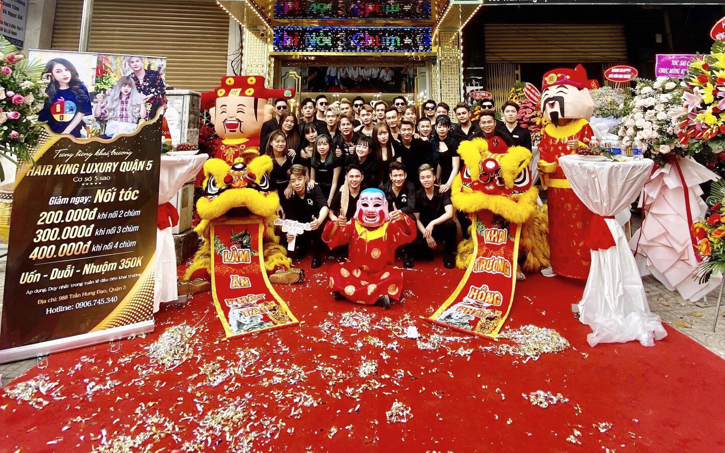 Thay đổi kiểu tóc cũng khiến hội con gái “lên hương" ngùn ngụt, ngại gì không thử ngay tại salon tóc 5 sao vừa khai trương với loạt khuyến mãi cực hay ho!