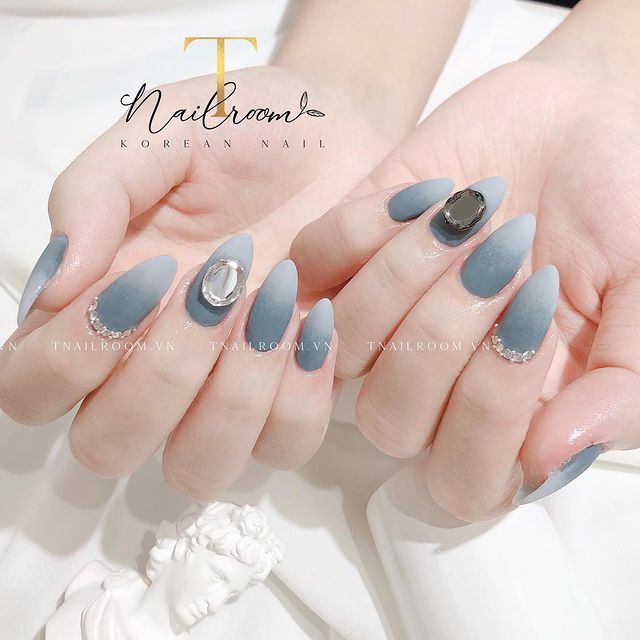 10 mẫu nail max xinh ở các tiệm lúc này, chị em diện đón năm mới là chuẩn bài - Ảnh 16.