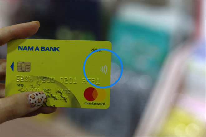 Trải nghiệm tính năng chạm thanh toán trên thẻ ATM, vừa tiện lợi vừa an toàn vậy mà ít ai biết! - Ảnh 4.