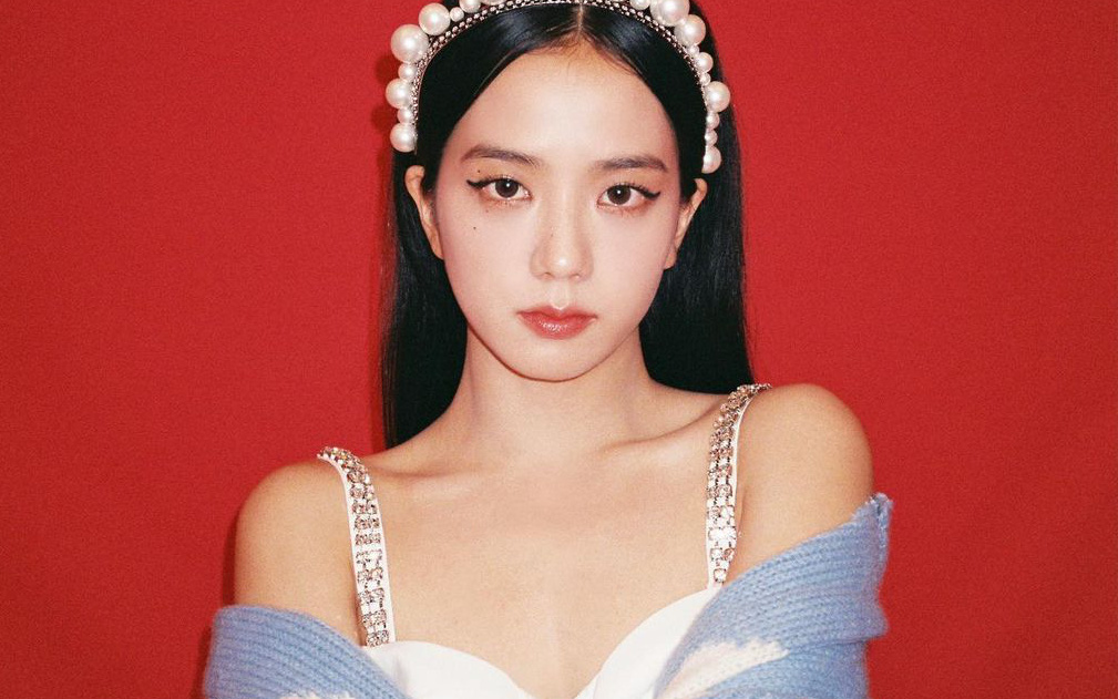 Không còn là PTS, cuối cùng Jisoo (BLACKPINK) đã hở bạo thật rồi: Khoe vòng 1 quyến rũ chốt hạ năm 2020, chịu sao nổi?