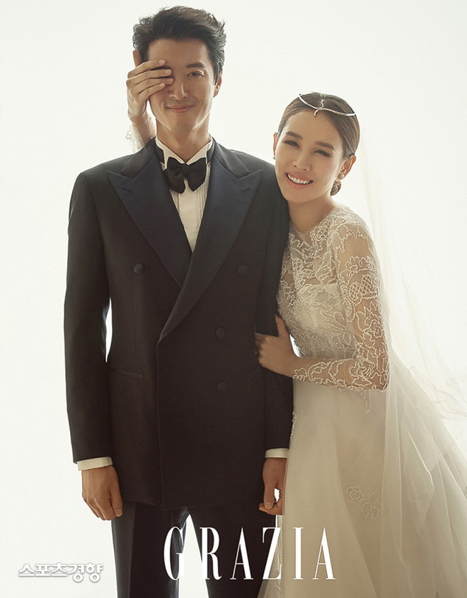Nữ diễn viên Jo Yoon Hee lần đầu lộ diện hậu ly hôn Lee Dong Gun, đọ nhan sắc gắt bên Tiffany (SNSD) - Ảnh 6.