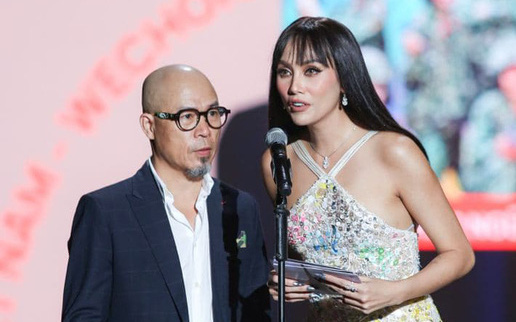 Võ Hoàng Yến tiết lộ lý do đọc tên Rap Việt nhấn nhá đầy hài hước tại Gala WeChoice Awards 2020