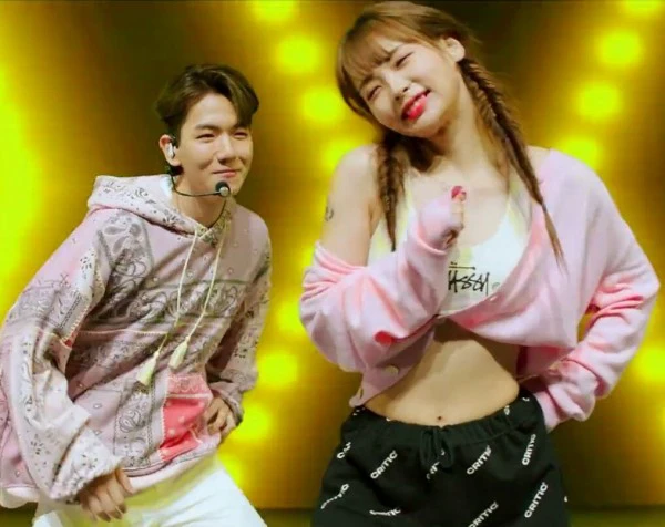 Khi vũ công của idol nổi sau 1 đêm vì quá đẹp: 2 nữ dancer của EXO xinh xỉu, hot boy 6 múi của Sunmi và biên đạo nhà SM át cả idol - Ảnh 21.