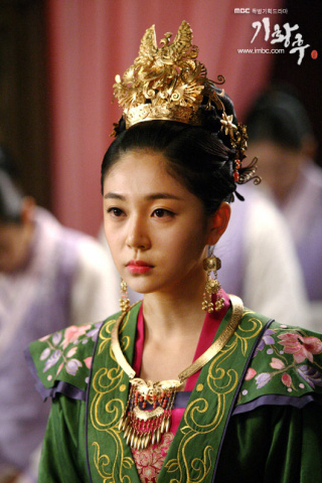4 phim cổ trang Hàn có trang phục đẹp điên đảo: Chết mê tiên tử Kim Yoo Jung, anh hậu Shin Hye Sun cũng chẳng vừa - Ảnh 25.