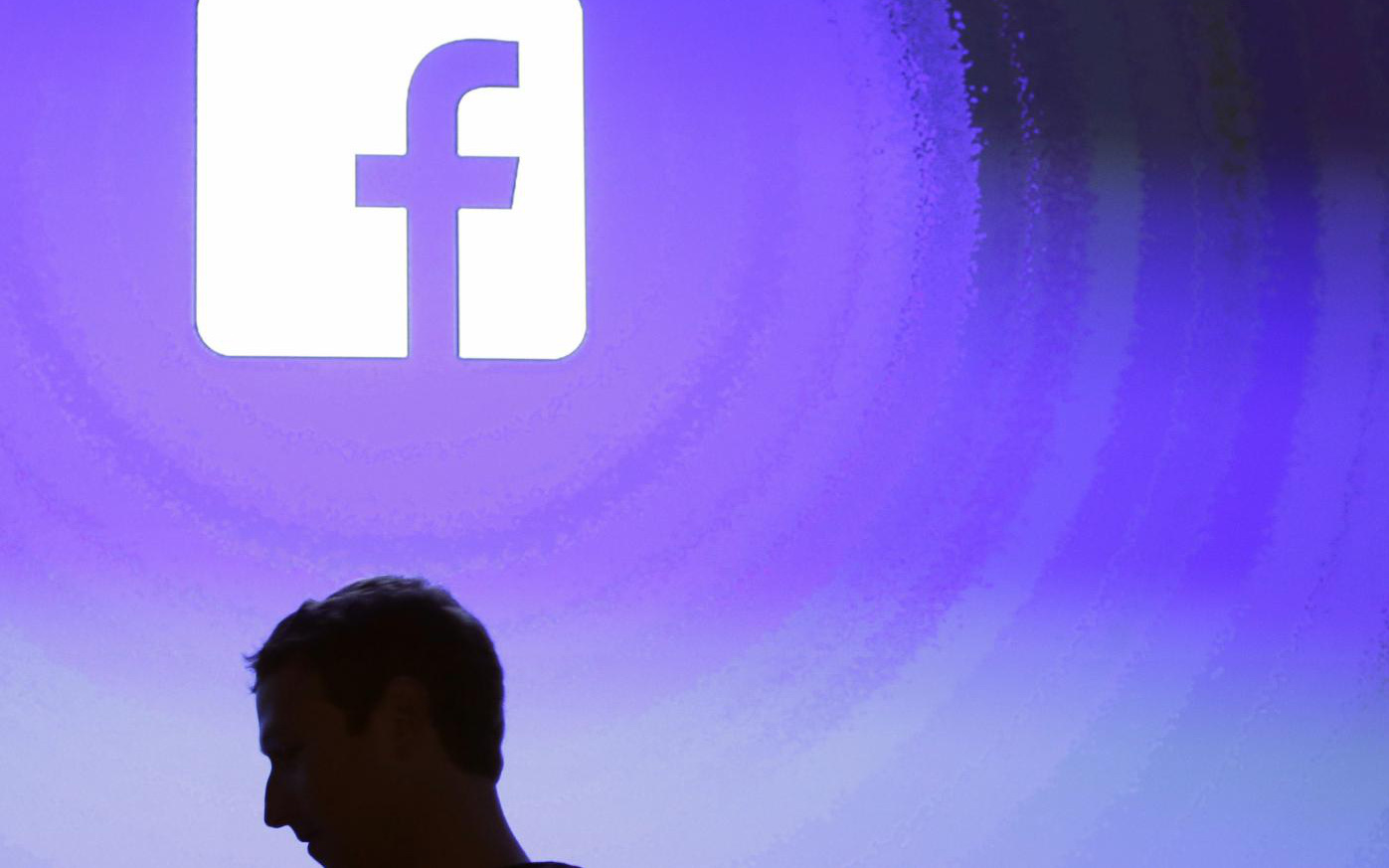 Mark Zuckerberg vừa cho 2,9 tỷ người dùng lý do để xóa Facebook