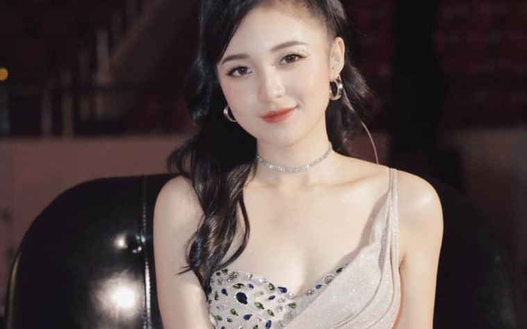 Đi cách ly thảnh thơi, MC Phương Thảo trần tình nỗi khổ &quot;không ai thấu&quot; khi làm MC của Đấu Trường Danh Vọng