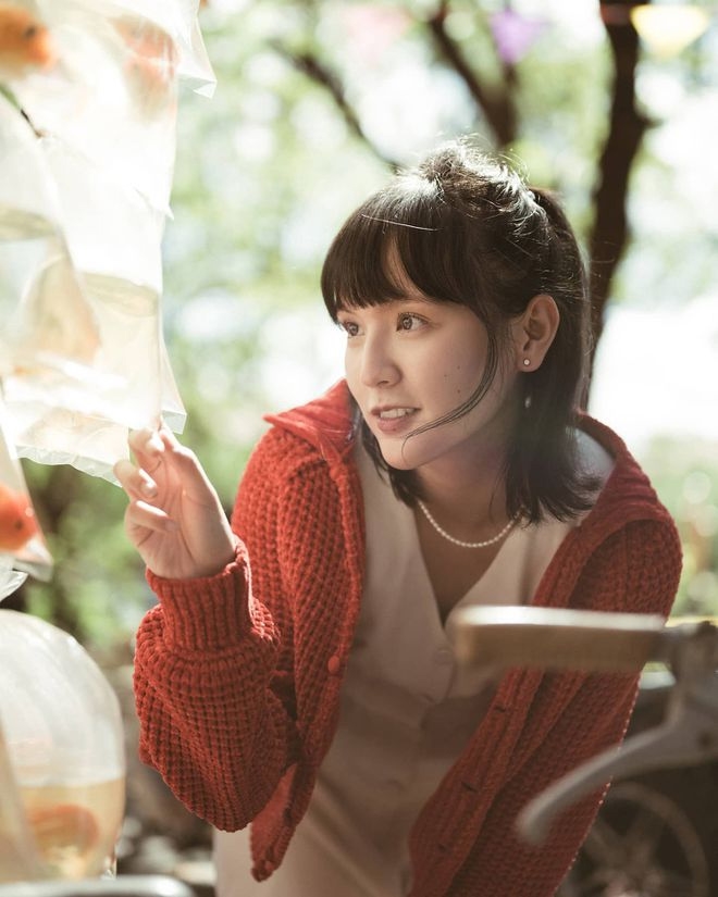 Tròn 1 năm Hải Tú gắn với Sơn Tùng M-TP, cô gái ấy giờ đang nơi đâu? - Ảnh 9.