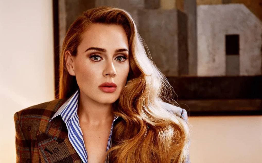 Tất cả đều đã bị Adele đánh lạc hướng: Trong lúc dân tình phát sốt vì bộ ảnh trên Vogue thì MV Easy On Me đã tung ra rồi?
