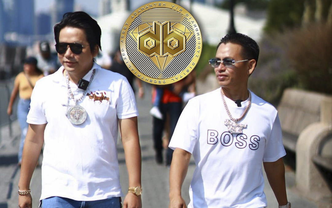 Johnny Đặng làm rõ nghi vấn &quot;cạch mặt&quot; Khoa Pug, giá đồng coin DBZ bất ngờ tăng mạnh trở lại?