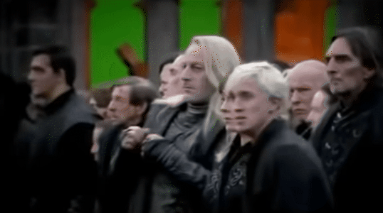 Thì ra Harry Potter tập cuối có cảnh phim cực đỉnh của Draco Malfoy bị cắt bỏ: Hành động nhỏ sốc óc thiên hạ, Voldemort phải đứng hình! - Ảnh 4.
