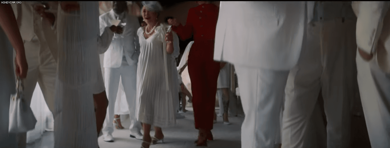 Taylor Swift mean quá rồi: Đến tận đám cưới người yêu cũ ám cho bằng được, còn ngang nhiên dạy trẻ con giơ ngón tay thối - Ảnh 3.