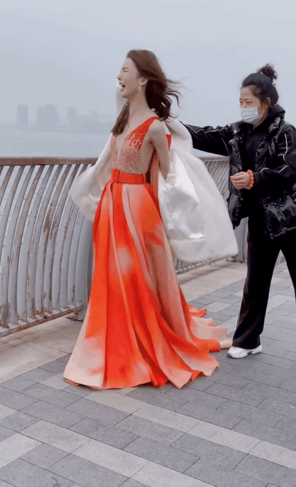 Tình cũ Đặng Luân tiết lộ sự thật sau bộ ảnh lồng lộn: Rét đến phát khóc, run lẩy bẩy vì chụp giữa cái lạnh cắt da cắt thịt - Ảnh 8.