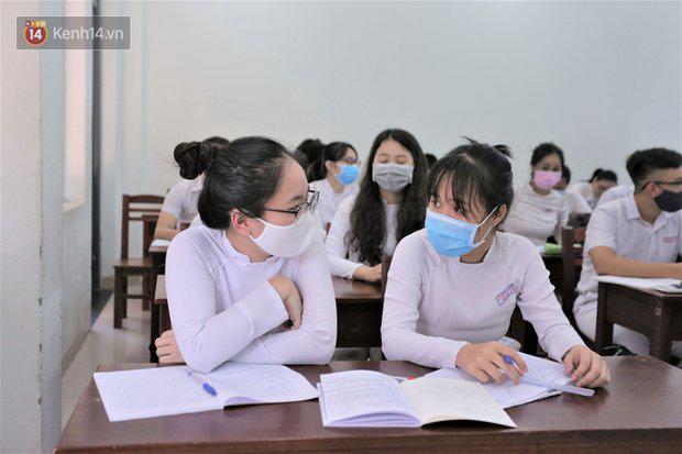 CẬP NHẬT: 11 địa phương cho học sinh nghỉ học vì Covid-19, nhiều nơi có F0 là học sinh, giáo viên - Ảnh 1.