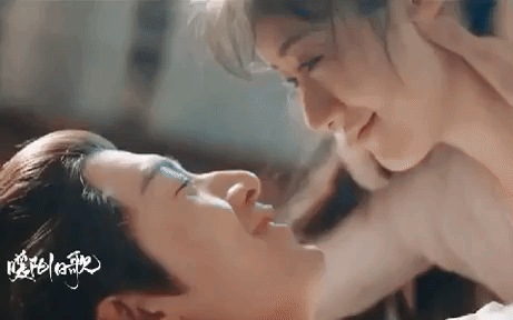 Có mấy cặp đôi Hoa ngữ trên phim yêu nhau lắm, ngoài đời thiếu điều bóp chết nhau nếu chạm mặt! - Ảnh 14.