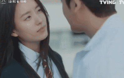 Phim kinh dị của Han Hyo Joo vừa ra mắt đã được khen nức nở: Nội dung bao cuốn, mê nhất là visual chị đẹp