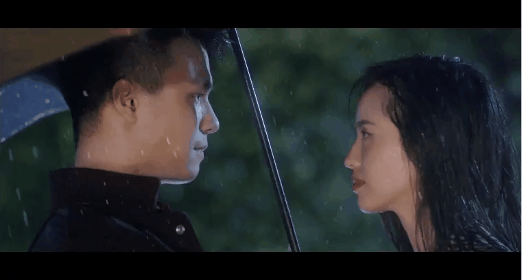 Thánh mưa Trung Quân comeback với MV lấy cảm hứng từ Hometown Cha-Cha-Cha, còn tiết lộ bí mật động trời - Ảnh 4.