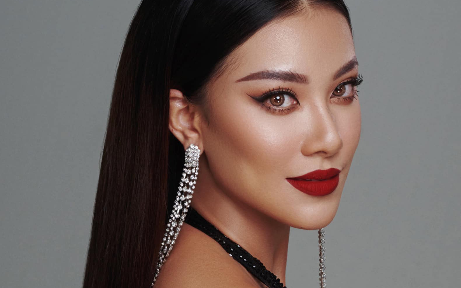 Lộ ảnh đại diện sắc sảo của Á hậu Kim Duyên trên trang chủ Miss Universe, so với các đối thủ ra sao?