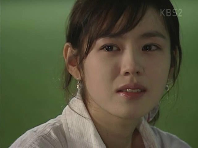 4 mỹ nhân Hàn diễn cảnh khóc cực đỉnh: Song Hye Kyo một màu đấy nhưng cứ khóc là khán giả lịm tim! - Ảnh 5.