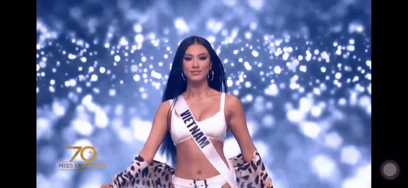 Kim Duyên diện bikini cực bốc lửa, body thuộc Top đỉnh trong đêm Bán kết Miss Universe 2021 - Ảnh 3.