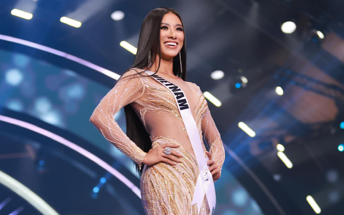 Kim Duyên nói gì khi dừng chân ở top 16 Miss Universe 2021?