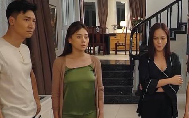 3 chị gái diện đồ phát bực ở phim Việt 2021: Cô Nam (Hương Vị Tình Thân) là thảm họa thời trang, Nhã Phương cũng chả kém phần - Ảnh 3.