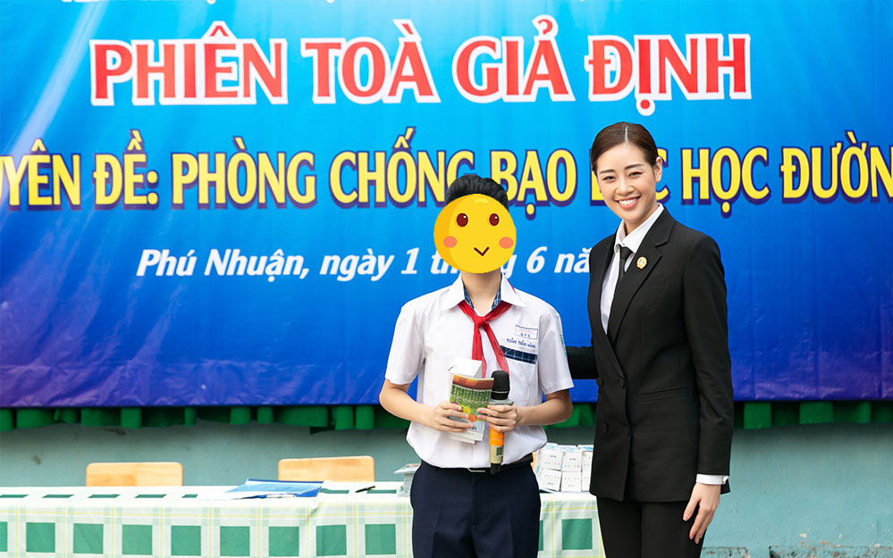 Hoa hậu Khánh Vân từng tham gia chương trình phòng chống bạo lực học đường