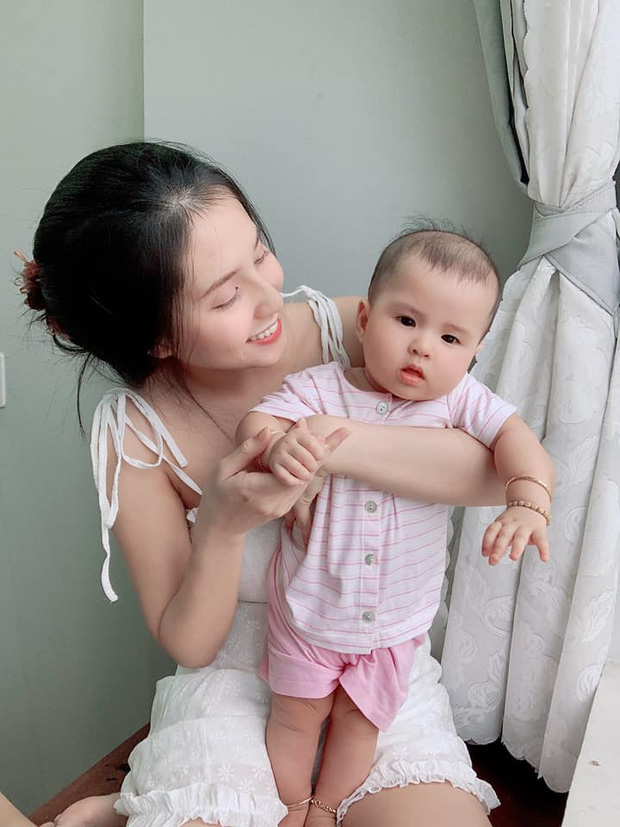 Thiên An khoe khoảnh khắc nhảy nhót cưng xỉu của ái nữ 8 tháng tuổi, tiết lộ 1 thay đổi lớn - Ảnh 6.