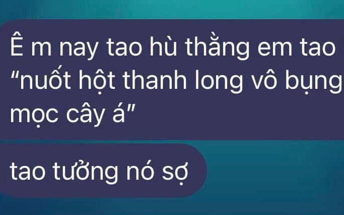 Chị gái hù em trai: &quot;Nuốt hột vào bụng sẽ mọc cây&quot;, ai ngờ bị đáp trả 1 câu quê quá chừng: Đừng đọ với học sinh giỏi nhé!