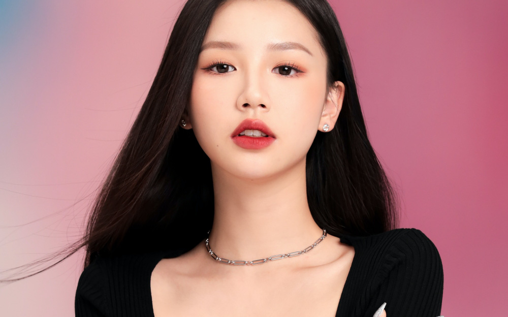 Cả năm &quot;im hơi lặng tiếng&quot;, AMEE vẫn là nữ nghệ sĩ duy nhất lọt top nghe nhiều nhất Spotify Việt Nam 2021 nhờ album và loạt hit cũ!