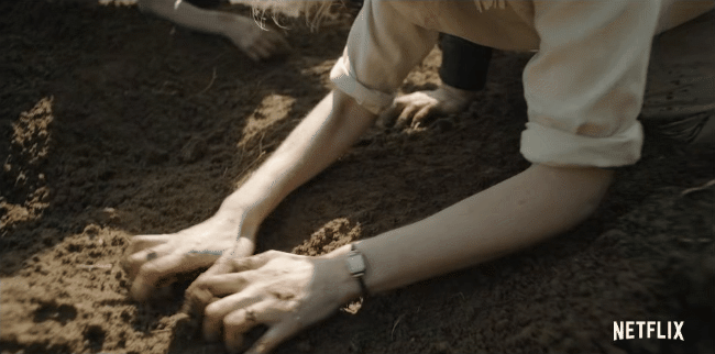 The Dig: Phim buồn man mác dịp đầu năm, có ngay ông chú Voldemort đóng chính đúng chuẩn gừng càng già càng cay! - Ảnh 5.