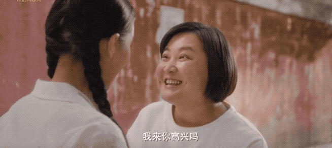 Cả Trung Quốc khóc nấc vì Xin Chào, Lý Hoán Anh: Hắc mã phòng vé ăn đậm 14 nghìn tỷ, đạo diễn tự làm - tự đóng để tặng mẹ đã mất - Ảnh 5.