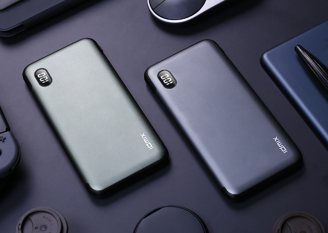 Xiaomi ra mắt pin dự phòng mới, hỗ trợ cổng Lightning dành cho iPhone - Ảnh 2.