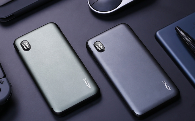 Xiaomi ra mắt pin dự phòng mới, hỗ trợ cổng Lightning dành cho iPhone