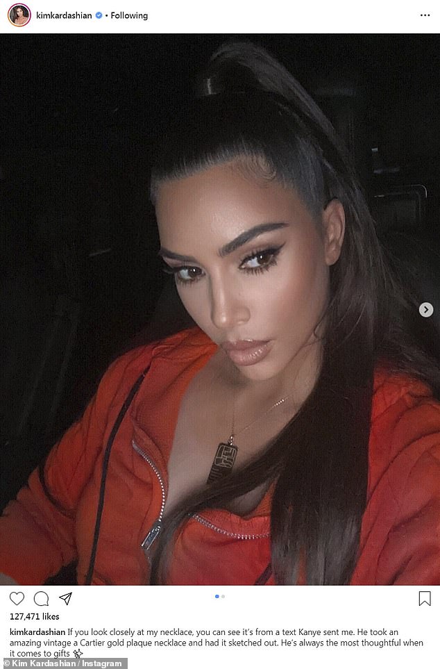 Kim Kardashian và Kanye lộ diện sau tin ly hôn: Đều không đeo nhẫn cưới, nam rapper bán vội bộ nữ trang tặng vợ để lấy 92 tỷ? - Ảnh 9.