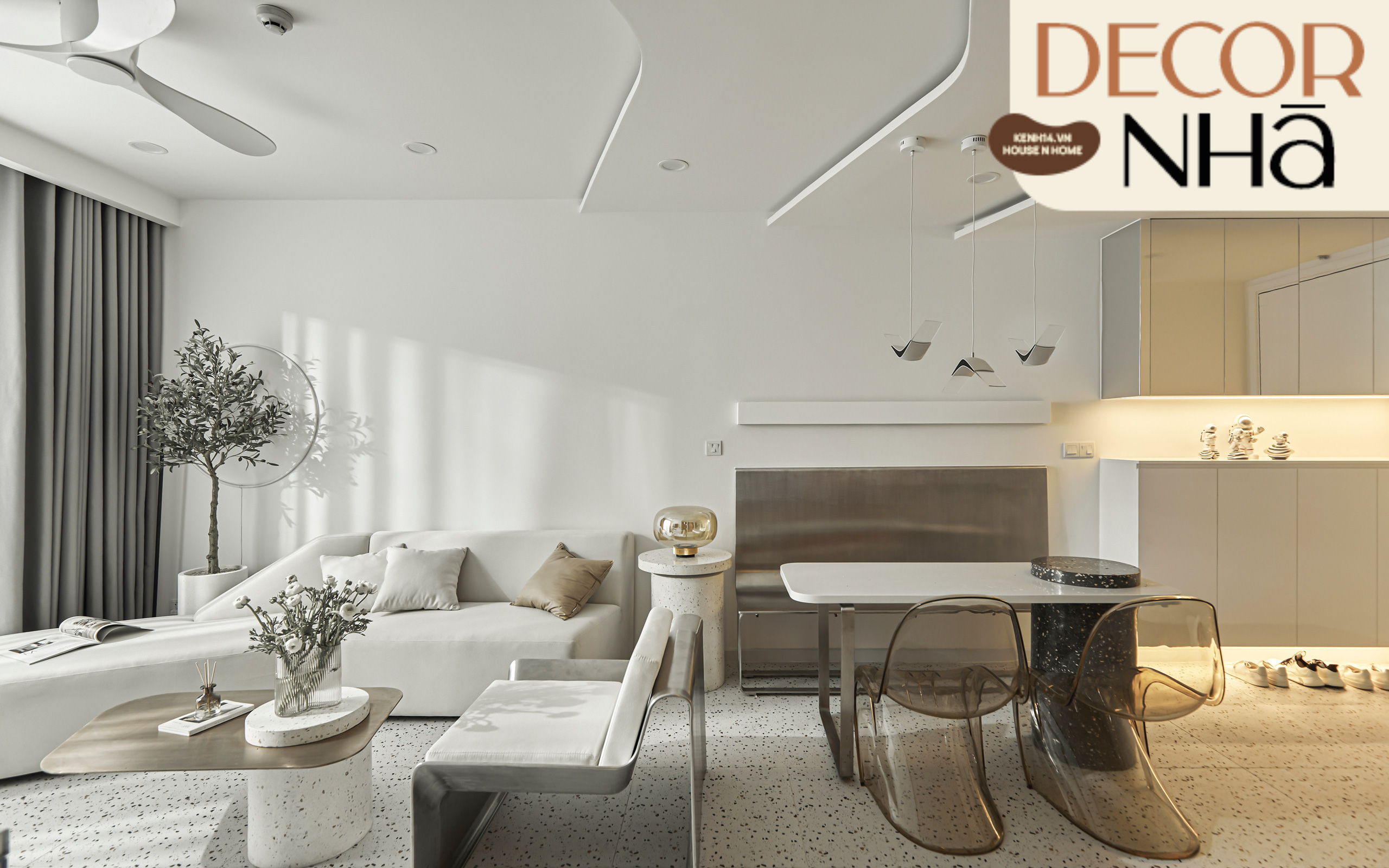 &quot;Ngôi nhà mặt trăng&quot; phong cách futuristic decor hết 600 triệu, chiếc ghế làm đi làm lại 5 lần mới vừa lòng gia chủ