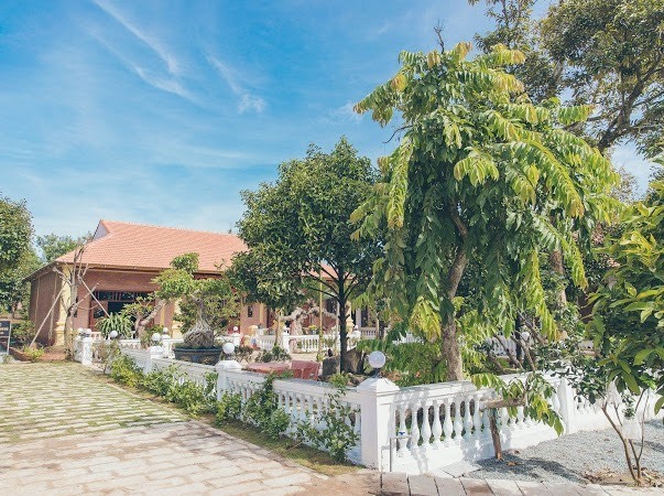 Lý Nhã Kỳ giàu có thế nào: Bạch dinh dát vàng, biệt phủ rộng 10.000m2, mới nhất là biệt thự 4 tầng hoành tráng - Ảnh 13.
