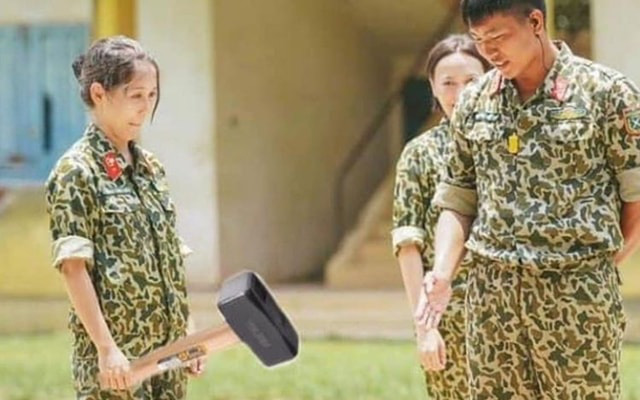 Hậu Hoàng hả hê khi được netizen chế ảnh &quot;trả đũa&quot; Mũi trưởng Long về vụ chặt ngói