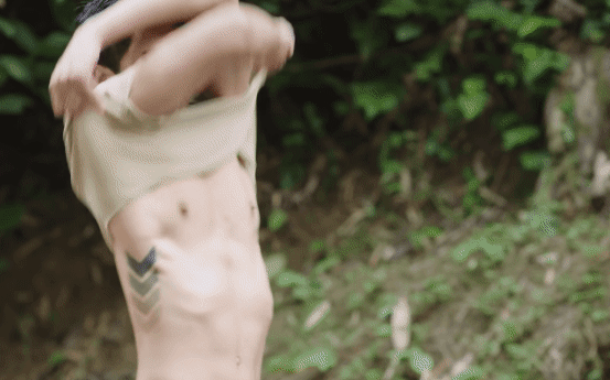 Rổ thính của cặp đam mỹ "miền quê" Cổ Tích Ngàn Sao: Ngày đầu em xỉu vào lòng anh, hôm sau anh liền khoe múi "tắm tiên"