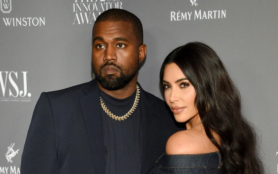 Kanye West trả thù Kim Kardashian: Bóc phốt vợ tán tỉnh kẻ khác, mắc bệnh tâm lý cùng nhiều tình tiết bẽ bàng